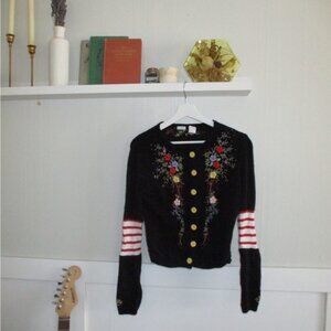Elegant Black Cardigan with Floral Embroidery
